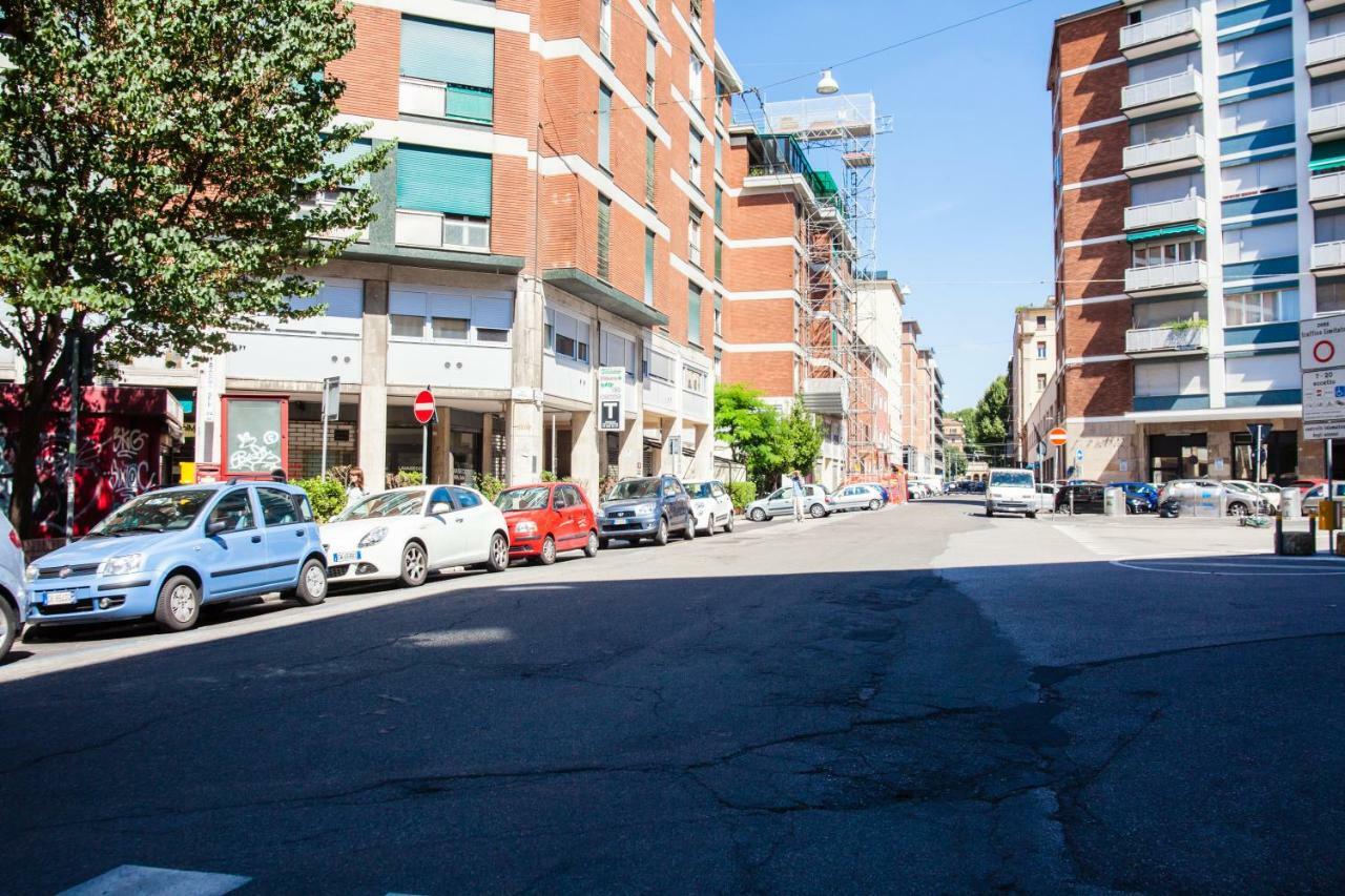 Astoria Deluxe Rooms بولونيا المظهر الخارجي الصورة