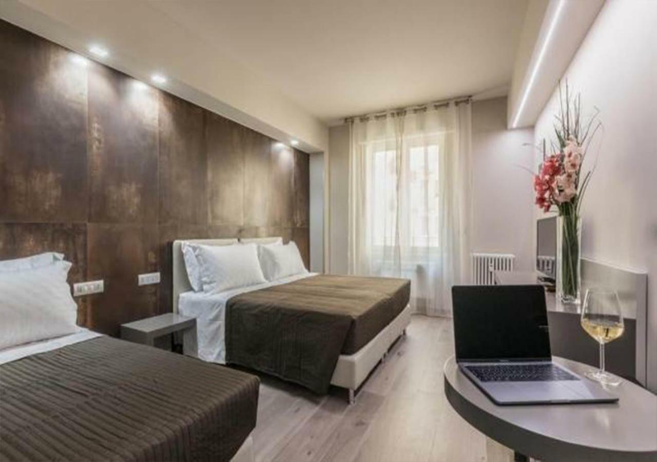 Astoria Deluxe Rooms بولونيا المظهر الخارجي الصورة